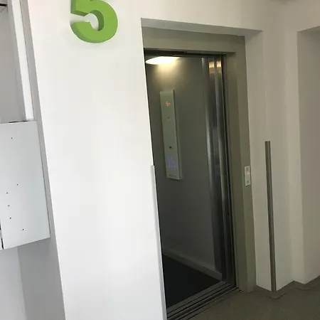 شقة Studio Zahradnicka *